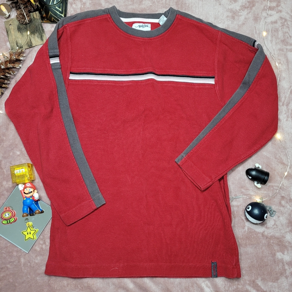 FREE EUC LARGE ZERO RED LONG SLEEVE SHIRT